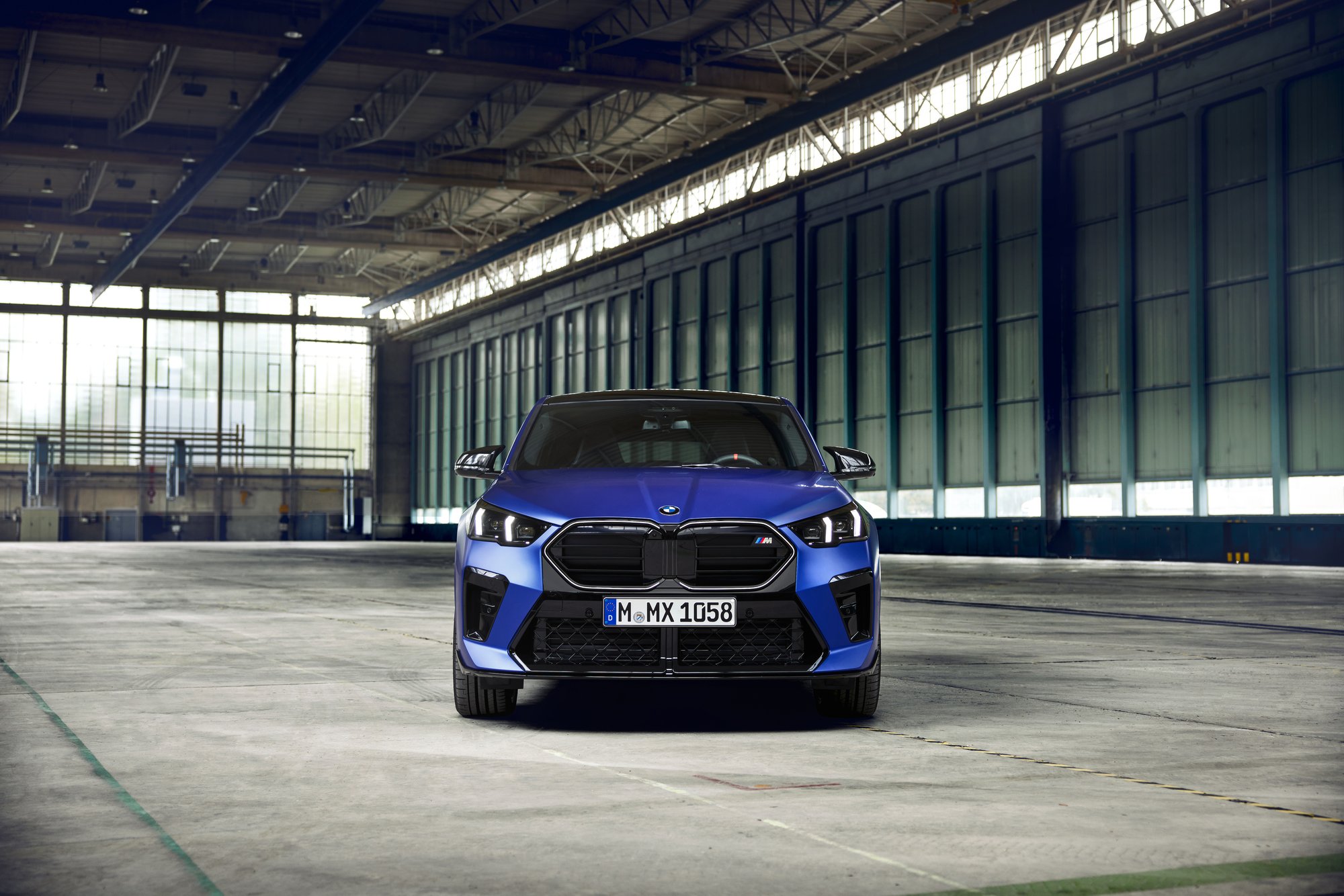 P90525113_highRes_the-all-new-bmw-x2-m