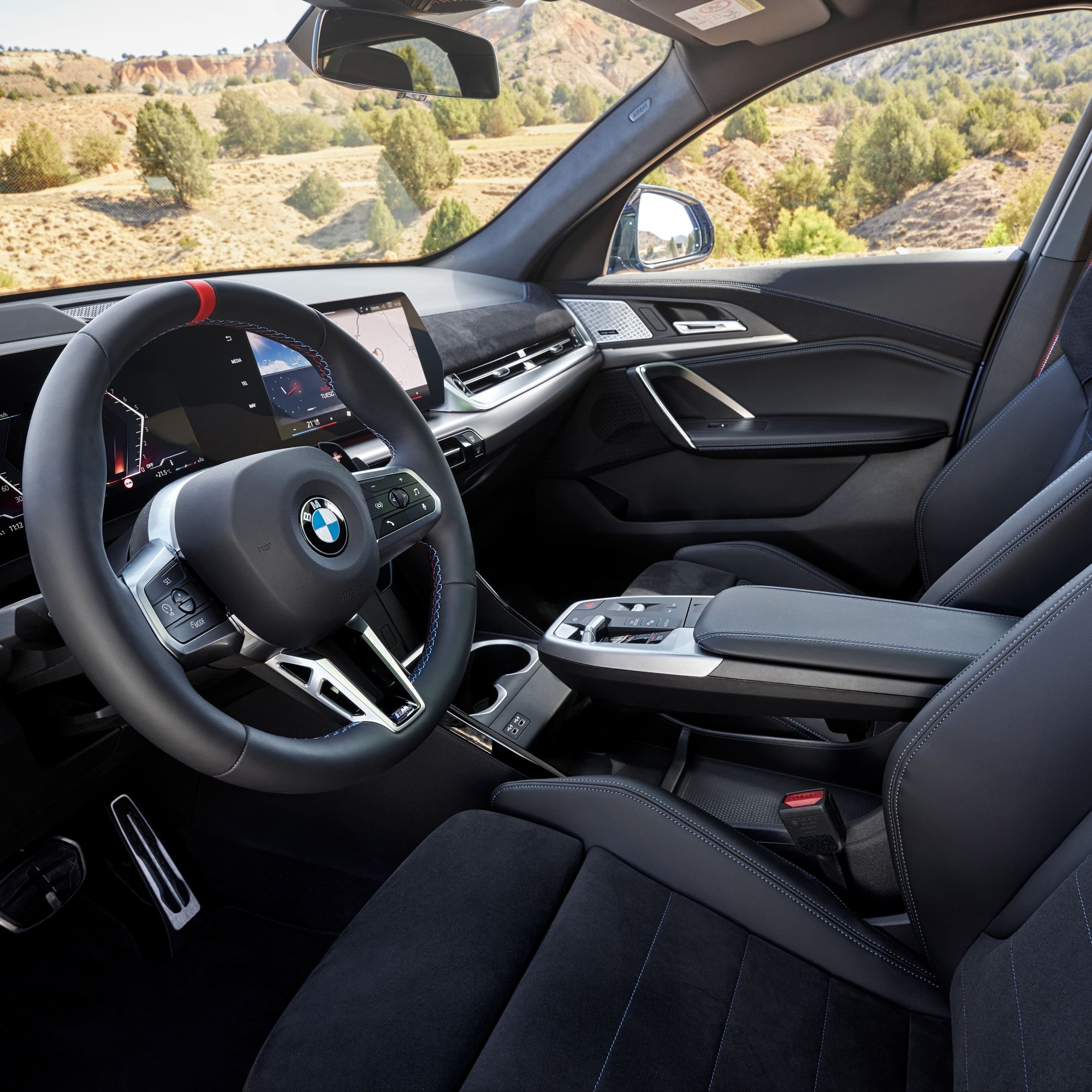P90525143_highRes_the-all-new-bmw-x2-m