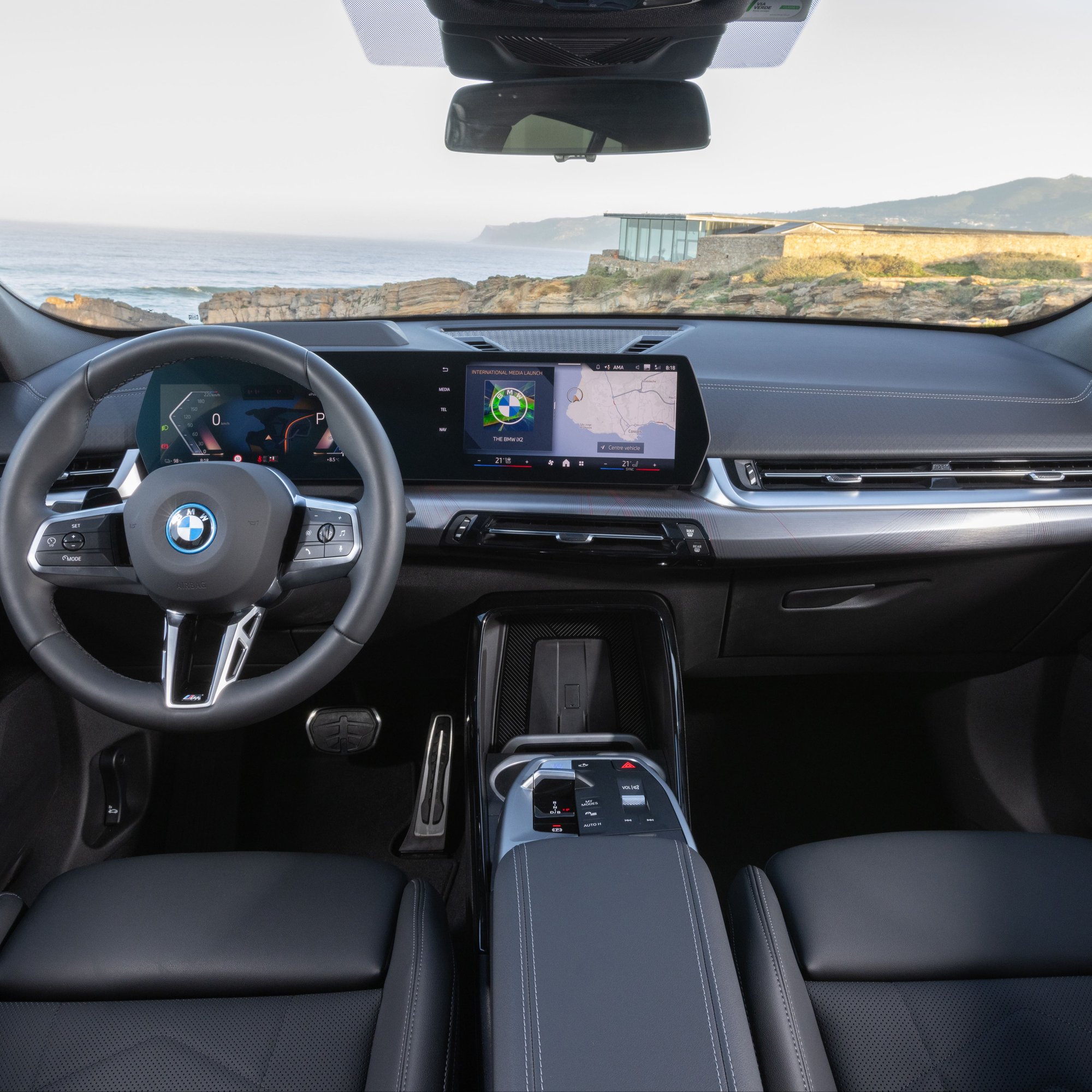 P90540023_highRes_the-new-bmw-ix2-xdri