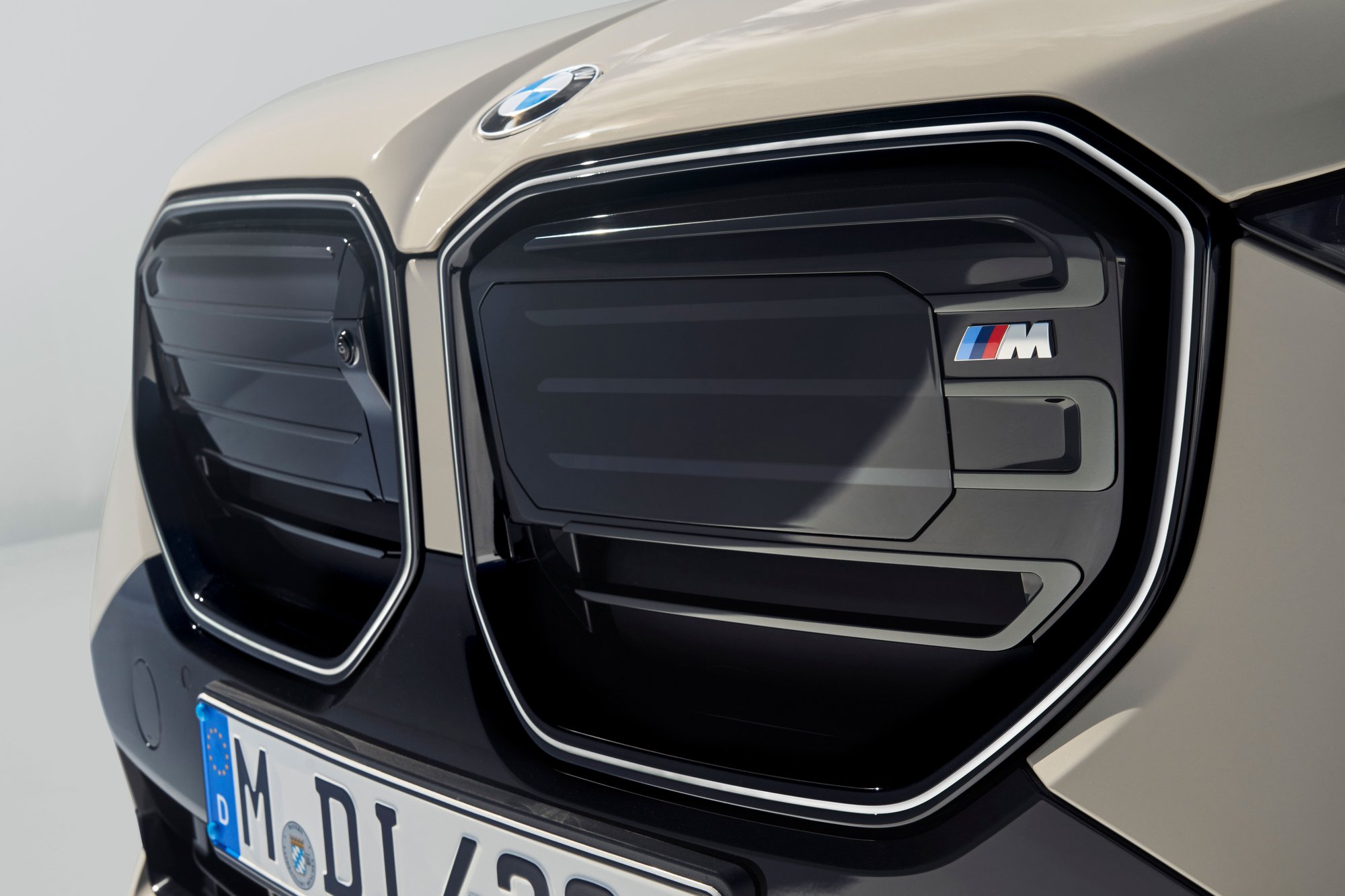 P90555117_highRes_the-new-bmw-x3-m50-x