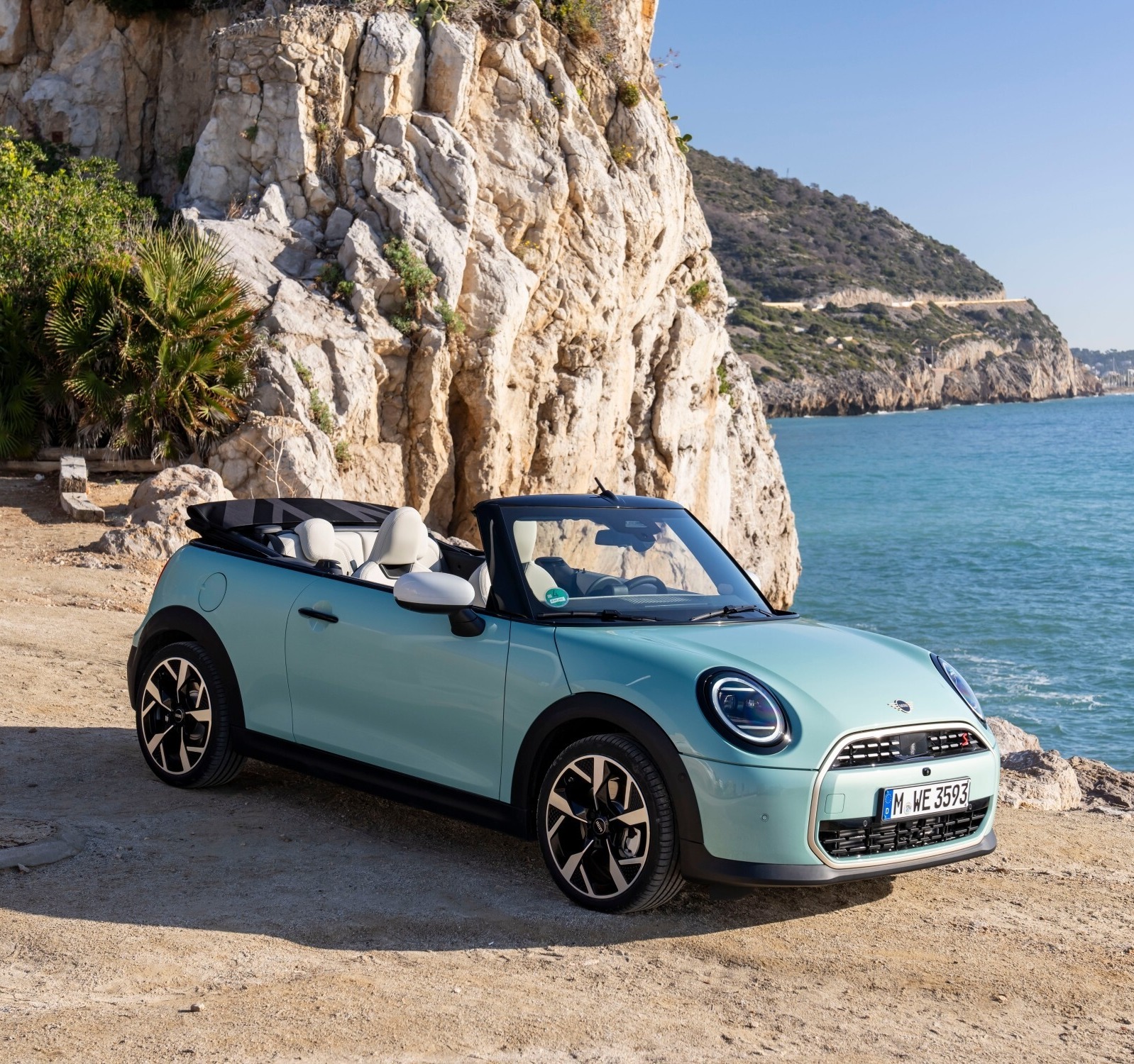 P90588691_lowRes_mini-cooper-converti